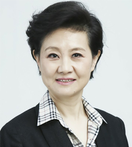 Bao Hua-Ying 